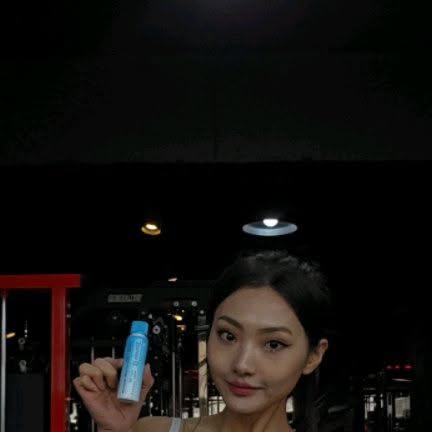 현대무용전공 | 운동하는 | 삼남매엄마 on Instagram: "#광고 극심해지는 피부 건조함! 겨울 히터, 뜨거운 공기, 차가운 바람까지. 요즘 같이 찬바람 불때면 아무리 덧발라도 속건조는 채워지지