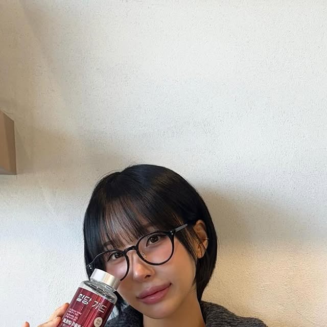 양선희 on Instagram: "#협찬 #혈당관리 바나바잎 추출물 - 식후 혈당 상승 억제 기능성 원료 코로솔산(1.3mg) - 1일 최대 섭취량 100% 충족! 크롬 - 탄수화물, 지방, 단백질 대사 관여 기능성 원료 시
