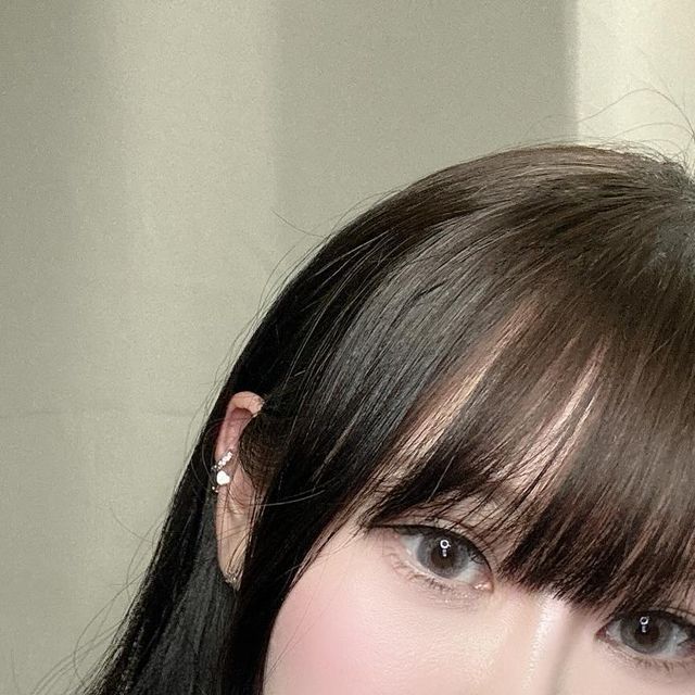 Jenna on Instagram: "#제품협찬 @looup_official 

요즘 잘 자는 비결은 루업 덕분인가~😌⭐️
다들 숙면에 좋다는 타트체리는 아실꺼고 거기에 흑하랑상추라고 상추먹으면 잠 잘잔다는 말도 아실꺼고 좋은거 담아 넣은 액상차에요 일명 🌙꿈잠주스🌙 원료가 좋으니 잘 잘수밖에🙂‍↕️
하루 자기전 한포로 수면의 질을 높혀보세요😴

#루업 #루업나잇 #릴렉스음료 #꿀잠주스 #흑하랑상추 #타트체리 #락투신 #헬시플레저 #좋은잠 #열대야 #슬리포노믹스"
