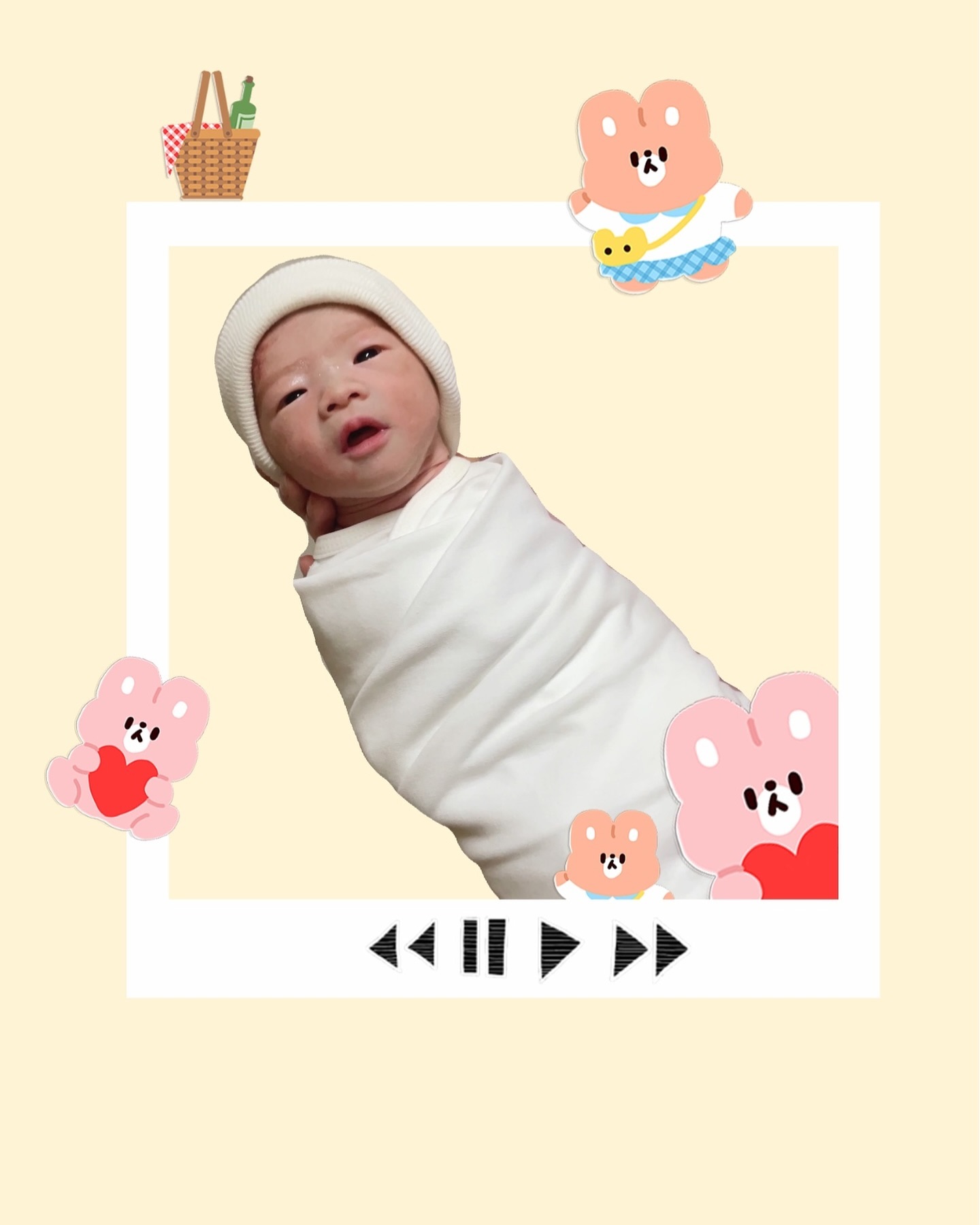 24.10.15 / PM 01시15분 / 2.34kg
세상에서 엄빠에게 가장 귀여운 생명체 탄생이요👶
건강히 울어주는 너의 목소리에 엄마는 눈물 또로록
“됐다 건강하니 됐어 ㅠㅠ” 안심하던 그 날의 기억 생생해~
오빠랑 자주 불러줬던 축복song 태어나도 자주 불러줘야지ㅎㅎ
”뽀기뽀기 축뽀기 축뽀기는 사랑이야“ 🎵
축복아~ 너는 엄마 아빠의 사랑이자 기쁨이자 행복이야

우리 세 가족 이제부터 시작이얏!!🥰🤟