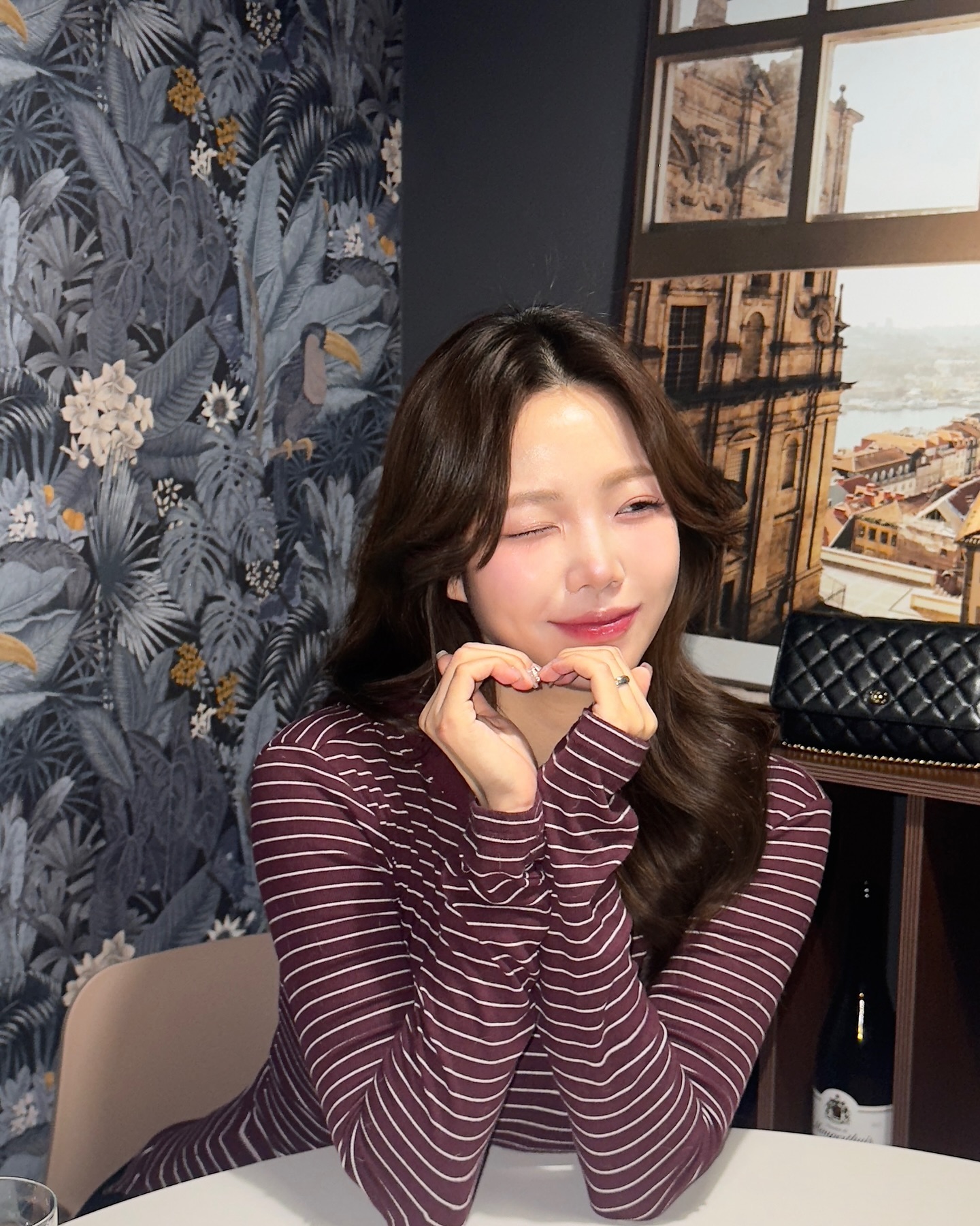 ‧₊˚🎄✩ 해피 크리스마스 🦌⊹♡ ‧₊˚

와인 세잔에 취한 이슈로 
과도한 끼부림 주의
넘 신나떠요
이해바람 ⋆⁺₊❅⋆ ⁺₊❆⋆
