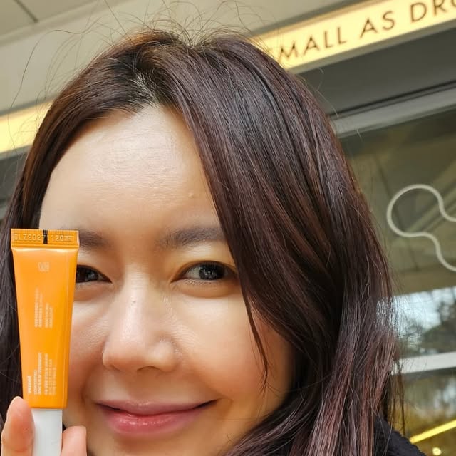 서유맘 on Instagram: "#광고 ✨️[바솔] 이너밸런싱 <컴포터블 오인트밤> 매일 다양한 요인으로 자극 받아 예민한 V존, 밤에 회복하는 피부 특성을 고려한 스페셜 나이트 케어인데요 고