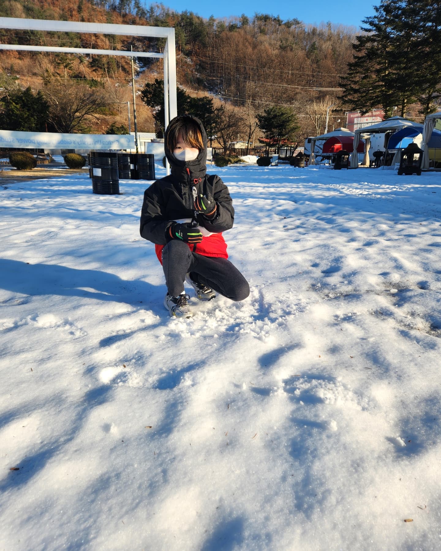 +3346
여긴 아직도 눈이...❄️