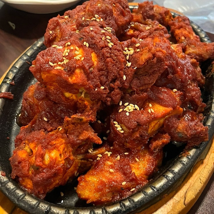구의 불난닭발 웨이팅 있는 동네맛집 무뼈닭발 불닭