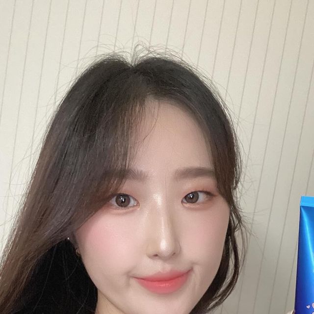 ෆ세화ෆ on Instagram: "#광고 @medicube_korea 메디큐브의 제로모공 블랙헤드 머드팩 죠르디 에디션 소개해 드릴게요 유재석님이 광고하는 메디큐브에서 출시하자마자 1만개 판매를 돌파했다고하