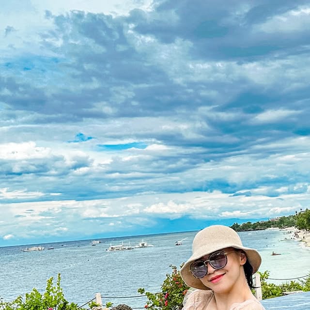샬롯 I 캠핑인플루언서 여행 스토리🍃 on Instagram: "🌴 보홀 아모리타 리조트의 지원으로 다녀왔습니다. This trip was supported by Amorita Resort in Bohol. @amoritaresortbohol 🏡 객실 아모리타 리조트 객