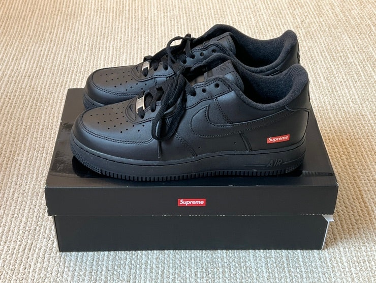 [KREAM] 나이키x슈프림 에어포스1 로우 블랙 Nike x Supreme Air Force 1 Low Black (CU9225-001)