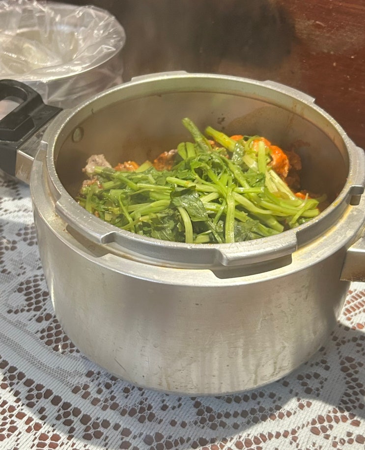 [용산] 용리단길 용산 맛집 - 동백가옥 용산본점 후기 (위치/영업시간)