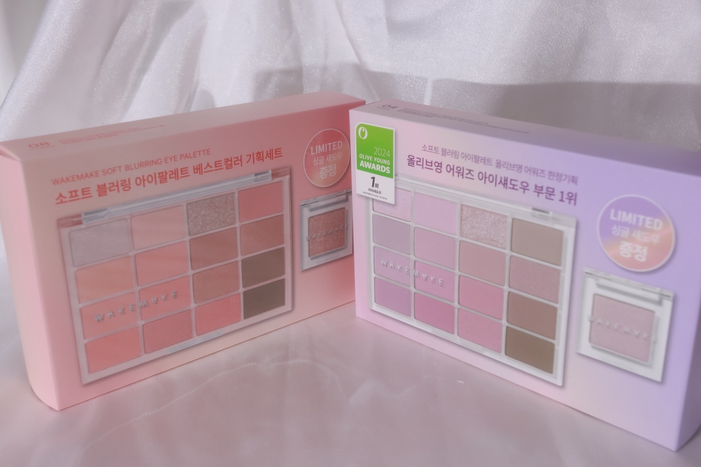 #제품제공 wakemake_official 
🍑12월 올영세일 추천템🍑
12구만큼 유용하고 필요한게 어디있음?
뽀용하게 깔아주는 베이스+미들 컬러와 음영주는 다크한컬러,
포인트가 될 매트 펄 컬러와 하이라이팅 줄 쉬머새틴컬러
그리고 자글자글 쥰예탱구리 펄컬러 모두 갖춘 
활용도 갑 12구 팔레트! 힛팬하나하나 적당한 사이즈라
낭비 걱정 없고 손안에 착 들어오는 사이즈라 사용도 간편,
12구라 휴대 불편한거 아니야? 싶지만 손바닥만함;;
이모든걸 윀멬이 해냄.. 아무튼 해냄...
저는 이 시리즈 좋아서 왕년엔 드래곤볼 햇드랍져..
톔아이로 캔디코랄블러링이랑 소다코랄블러링은 단종이슈로
모든 코덕들의 맴을 들썩이게 했다가 재출시된 아주 귀한 아이임
기획세트일때 쟁여야하는 만만세 만세만세 제품임니다!

올영기획세트 쵝오👍🏻 이번 최초 싱섀 한정 제공임!! 
제 기억으론 이전엔 아이프라이머였던것...
올리브영 어워즈에서 2년 연속 1위 국민팔레트라
제품이야 말해 뭐해, 좋아하는 컬러로 집어 가십셔!!

/

#파룸체험단 #웨이크메이크 #소프트블러링아이팔레트 #올영세일 #올영세일추천템 #올리브영어워즈 #16구팔레트 #쿨톤팔레트 #웜톤팔레트 #국민팔레트 #올리브영섀도우