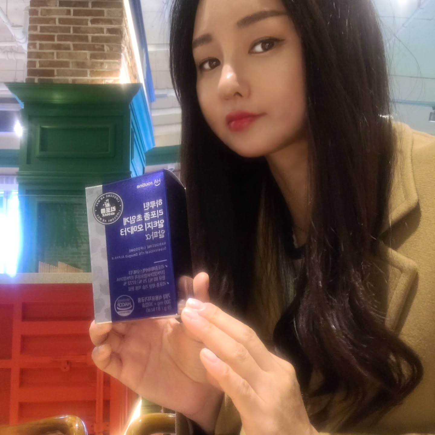#협찬 #하루틴리포좀오메가3💊 

하루 1일 1회 1캡슐~3캡슐을 섭취하시면 됩니다^^💊💊💊 

믿을 수 있는 원료사의 프랑스산 프리미언 오메가3원료를 사용해서 만든 오메가3라고 해요~ 

순도 80%의 고순도! 오메가3 원료에 리포좀 제형 기술 적용하여 체내 흡수율을 높이고
자연상태와 유사한 분자 구조의 rTG형 오메가3로 체내 흡수율을 한번 더 높혀준 하루틴리포좀오메가3 

산패를 최소화 하는 저온 초임계 추출 마지막 공정에 세계 특허를 취득한 황산화 기술(QualitySilver)과
오메가3의 산화를 막아주는 비타민E를 함유함으로써 신선한 리포좀 오메가3 섭취 가능해요!👍👍👍 

리포좀 제형 기술로 한번 더 코팅하여 장에서 소화되어 어취가 날 확률이 적고
상큼한 레몬 오일을 첨가되어 있어서 어취에 힘드셨던 분들도 부담없이 섭취 가능해요~ 

먹이사슬 가장 아래에 존재하여 중금속 오염도가 가장 안전한 엔초비(멸치) 어유 만을 사용하고
동물성이 아닌 홍조류에서 추출한 식물성 연질캡슐로
소화 부담은 줄였으니 같이 1일 1캡슐해요~^^💕💕💕

✔️산화 산패, 어취 비린내 걱정 없는 리포좀 오메가3
✔️리포좀 제형기술+고순도 80% rTG오메가3로 흡수율을 한번 더 높임
✔️산패 방지를 위한 항산화 기술(QualitySilver) 적용+비타민E 함유 조합
✔️국제어유품질 규격 최고등급인 5-star 획득의 프리미엄 프랑스산 원료
✔️소화가 편한 초소형 식물성 연질캡슐

#리포좀오메가3 #리포좀오메가3추천 #산패걱정없는오메가3 #어취없는오메가3 #흡수율높은오메가3 #알티지오메가3 #초임계알티지오메가3 #rTG오메가3 #하루틴리포좀오메가3 #하루틴리포좀초임계알티지오메가3 #오메가3 #오메가3흡수율 #고순도오메가3 #저온초임계추출공법 #리포좀공법오메가3 #하루틴리포좀초임계알티지오메가3알파 #하루틴