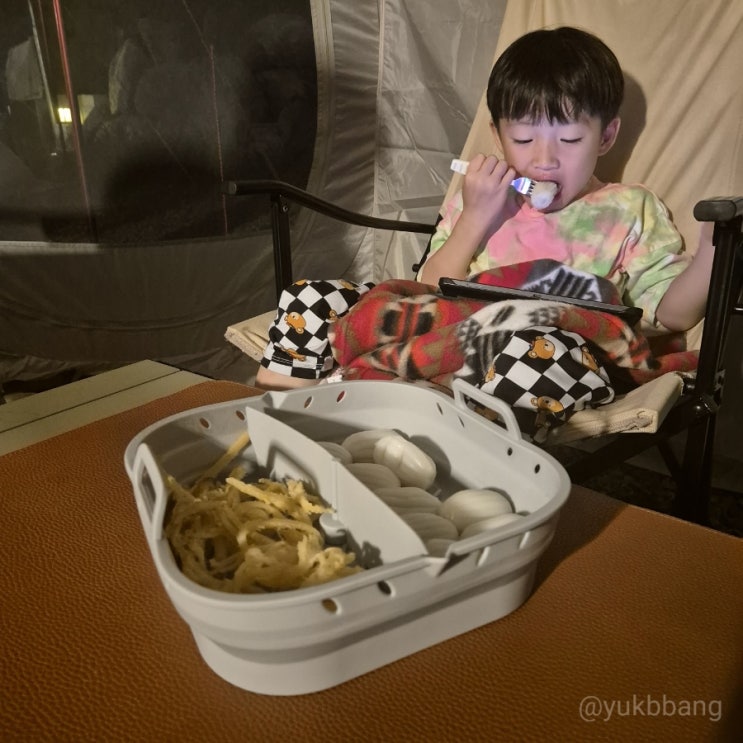 캠핑갈때 너무 좋은 전자렌지용기 여기있었네