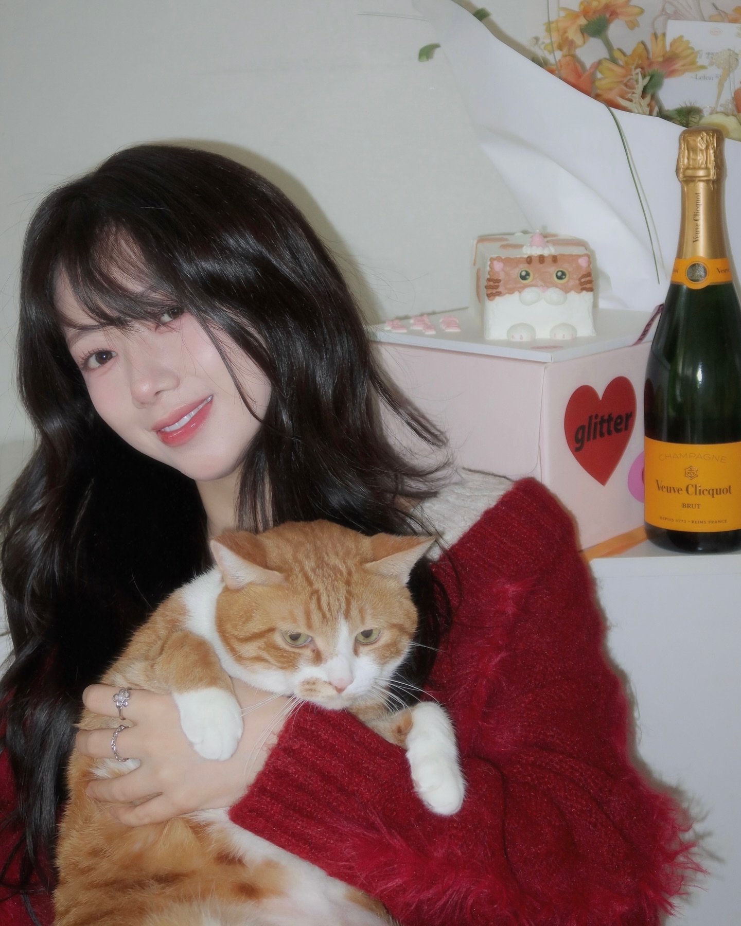 빈티지펌과 빈티지고양이 그리고 HBD🖤