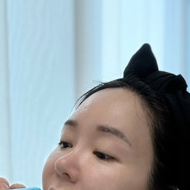 김 은정 on Instagram: "#광고 30대라면 이너뷰티는 필수📌 30대부터는 바르는 것 뿐만 아니라, 먹는것도 필수예요 이너뷰티 챙길 때와 안챙길때를 꼭!!!!! 비교해보세요 이건 먹는 히알루론산을