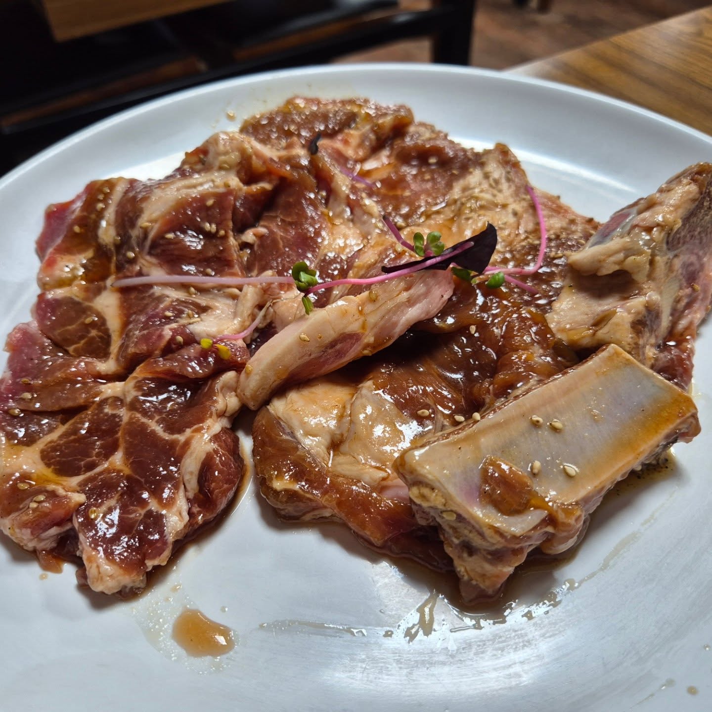 #광고 #협찬

정발산에서 맛있는 돼지갈비
먹고 싶다면 '양수가든 본점'
방문해보시기 바라요~

푸짐하고 정갈한 반찬과
함께 달큼~ 담백한
돼지갈비를 먹을 수
있어 좋았어요.

홀도 넓고 쾌적해서
단체모임, 회식하기 좋은
'양수가든 본점'이랍니다😊

#양수가든본점 #양수가든 #정발산맛집 #일산동구청맛집 #일산동구맛집 #고양돼지갈비 #일산돼지갈비 #정발산돼지갈비 #정발산역맛집 #주엽역맛집