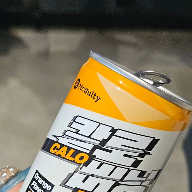 👑BBD l 맛집, 여행, 제품 리뷰 블로거❤️ on Instagram: "#협찬 탄산 좋아하시는데 운동까지 하시는 분?! 요즘 헬스하고 있는 저는 단백질을 한 번 챙겨보려고 하는데 탄산러버라서 탄산도 끊을