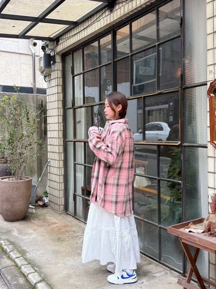 [코디추천] 스탠다드에러 핑크 체크 남방 착용 후기★ 87-STAN082 빈티지 플레이드 오버핏 포켓 긴팔 체크 셔츠