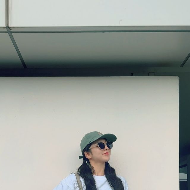 은지공주🎀 on Instagram: ".
박시한 티셔츠에 멋쟁이 선글라스 하나면 올 여름 문제없징 ! 

@hufkorea #hufworldwide #hufkorea #그래픽티셔츠 #여름반팔 @rieti_eyewear #선글라스추천 #여름선글라스 #가성비선글라스"