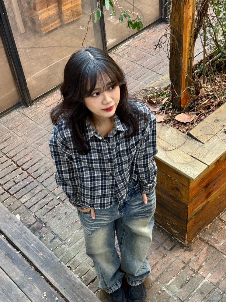 [비바브라운/VIVABROWN]데일리룩 코디 크롭체크 셔츠