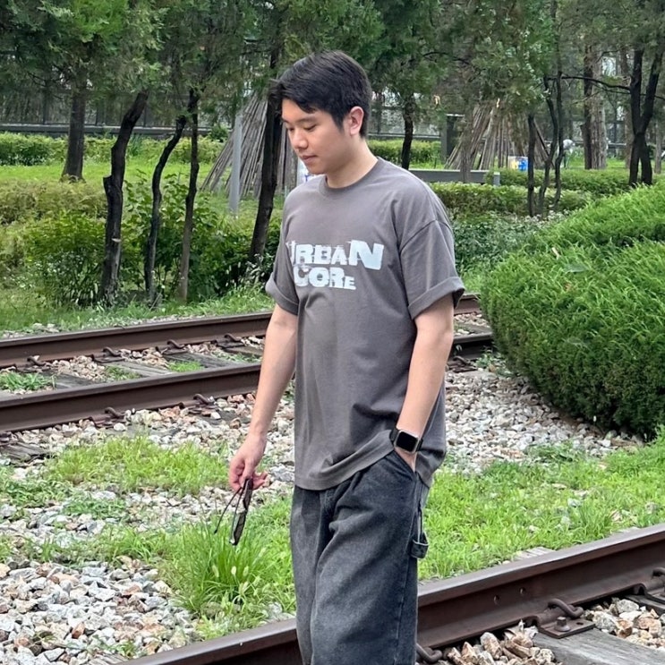 어반코어 티셔츠 퀄리티 좋은 남자 기본티 추천