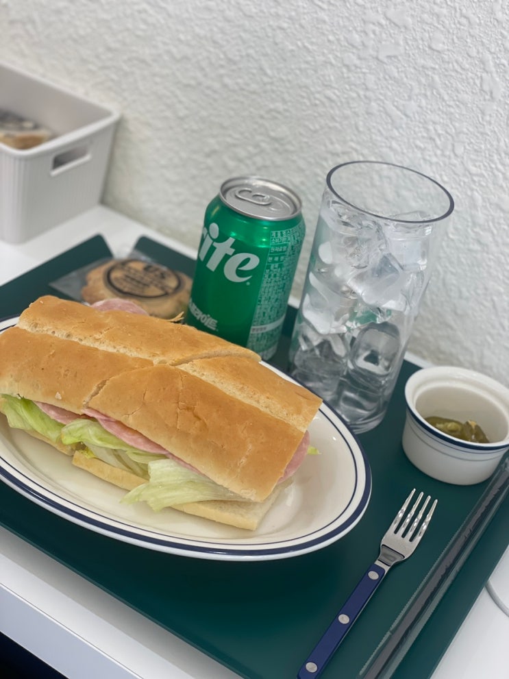 🥪 종로 샌드위치 맛집, 어스샌드위치 후기 (스파이시 치킨 & 어스샌드위치)