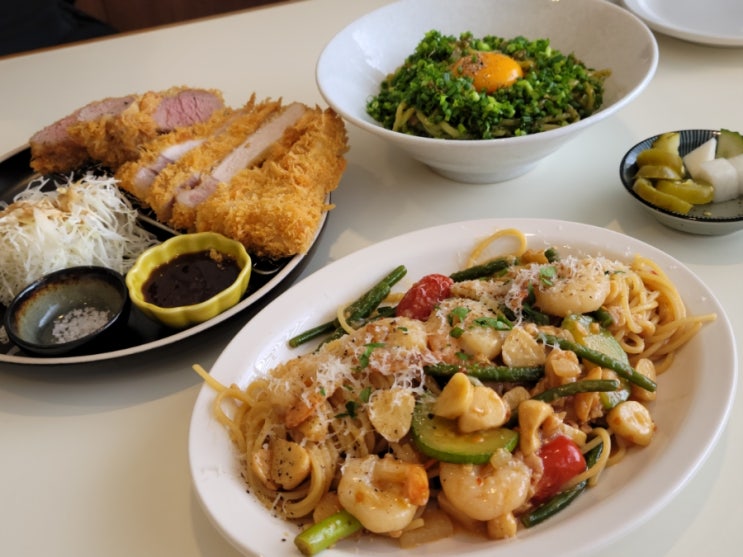 제주문예회관 근처 맛집 : YEYEYE 소리 나오는 가게 '예예예'