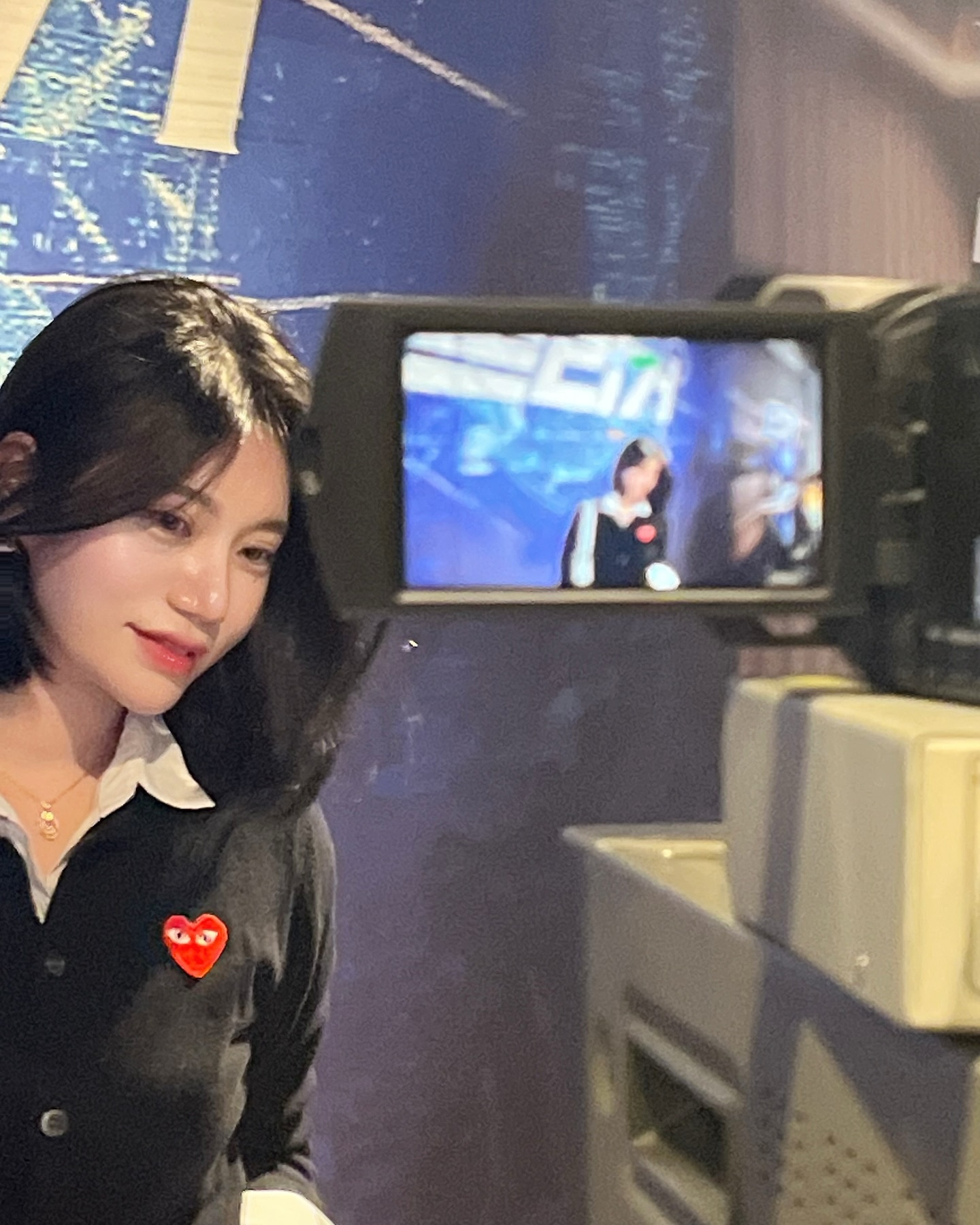 1월 15일 디즈니플러스에서 공개하는 ’트리거‘ 시사회 다녀왔어요🤍

기대이상의 재미라 시간 가는 줄 모르고 보고 있었던,, 빨리 후속편 보고싶어요!!

김혜수 배우님도 보고 정성일 배우님, 파이팅 넘치는 주종혁 배우님까지,,🥹🫶🏻
눈이 너무 행복하고 즐거운 시사회였습니다!
.
.
.
#광고 #트리거 #트리거시사회 #트리거무대인사 #디즈니플러스 #1월15일공개 #드라마추천