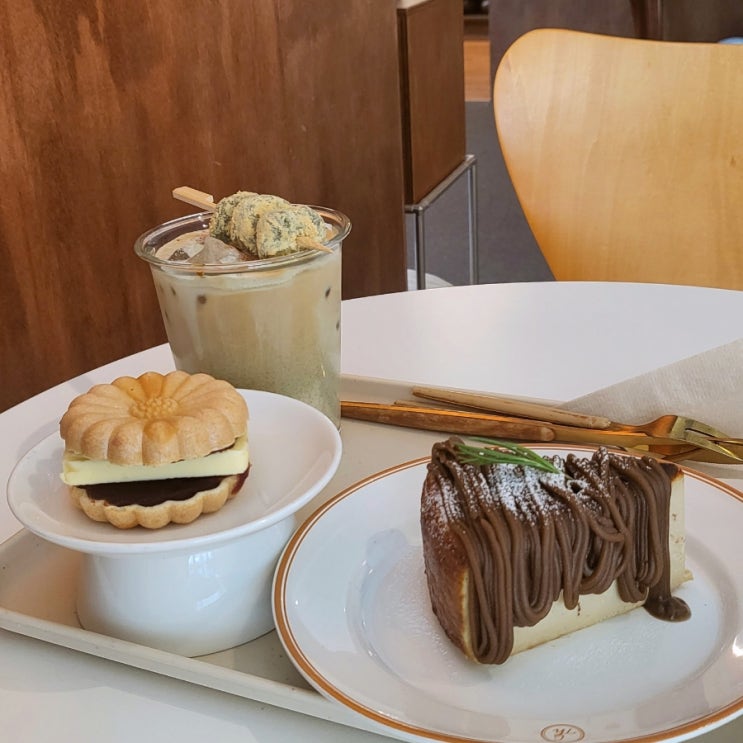 부천역 보늬밤몽블랑케이크 앙버터모나카 맛집 부천디저트카페 연월