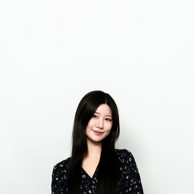 🤍ⓖⓞⓞ ⓖⓞⓞ🕊🤍 on Instagram: "#광고

마곡나루에서 추억 남기고
싶어서 들른 포토맨션 📸✨

소품 종류가 진짜 다양해서
컨셉 잡기 너무 쉬웠고~
촬영 방법도 친절하게 안내돼 있어서
처음인데도 전혀 어렵지 않았어요!

셀프로 찍는 재미까지🤍

감성 사진 남기고 싶다면 추천 💫

.
.
#포토맨션 #마곡셀프사진관 #셀프사진관 #마곡나루셀프사진관"