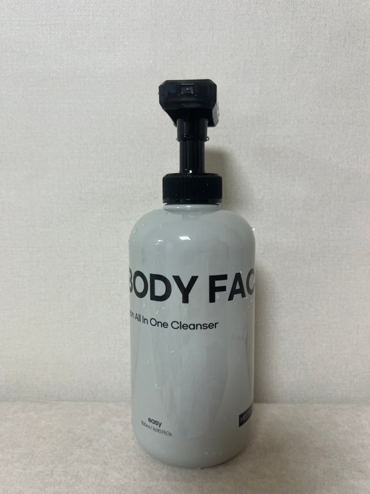 남자 수영, 헬스, 운동 샤워 필수템 : 이지 비건 올인원 클렌저, 샴푸+바디워시+폼클렌징 모두 하나로 간편해