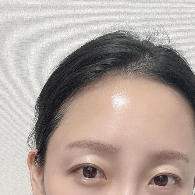 @rayunee on Instagram: "#협찬 #이뮨빌베리

안토시아닌을 함유해 #항산화 기능이 뛰어난 #빌베리 는 작은열매에요

100년의 노하우가 있는 이탈리아의 믿을수있는 원료사 indena사
빌베리열매 100% 추출분말 함유
한 포당 #빌베리추출물 함량100mg가 함유되어 있어 하루에 한 포로 충분하게 #눈건강관리 를 할수있어요

블루베리추출물도 함유되어있어 새콤하고 달달한 맛ㅎㅎ
그냥 입에 털어먹어도 맛있고 물에 타먹어도 맛있어요

#파이토알엑스#빌베리효능#빌베리영양제추천 #빌베리파우더 #약들약빌베리  #빌베리루테인 #루테인#눈건강#노화방지#눈피로개선#눈건조"