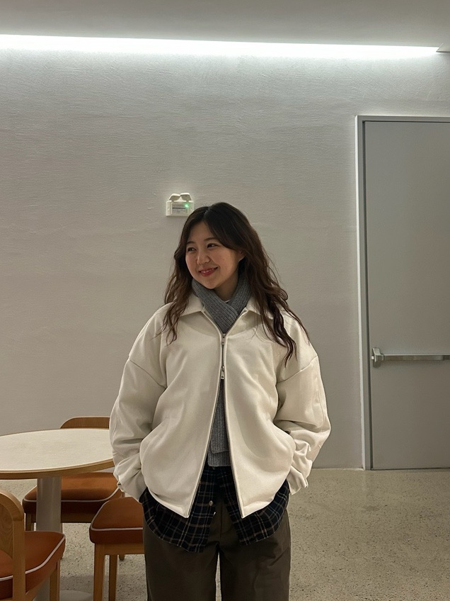아이러니포르노 화이트라인 크루얼티프리 알파 스웨이드 자켓 착용후기