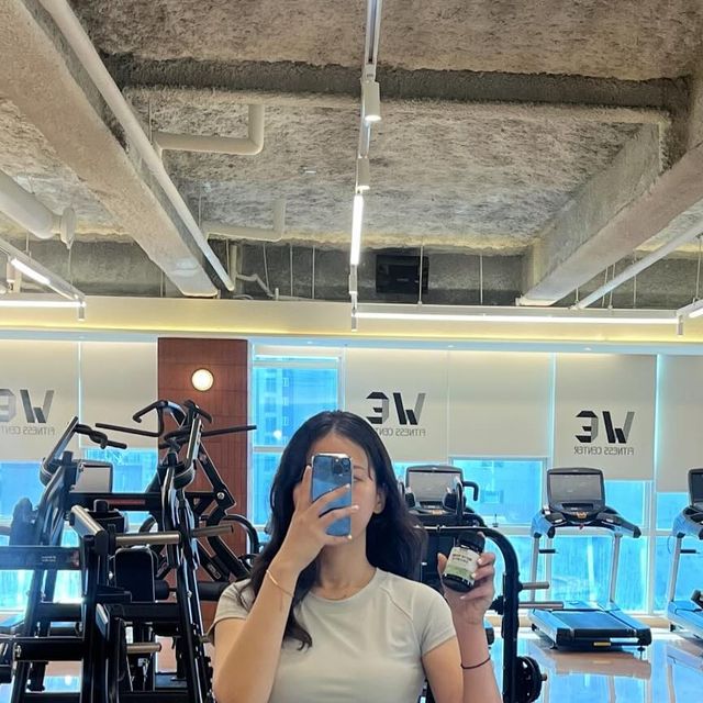 쿠잉의 운동기록🫧🤍 on Instagram: "#광고 with @haru.olin 오늘도 @_wefitness__ 에서 필라테스 완료!!👏🏻👏🏻✨ 필테수업에 저 포함 2명이여서 개인레슨처럼 받고 왔어요!! #첨단필라테스 #첨단