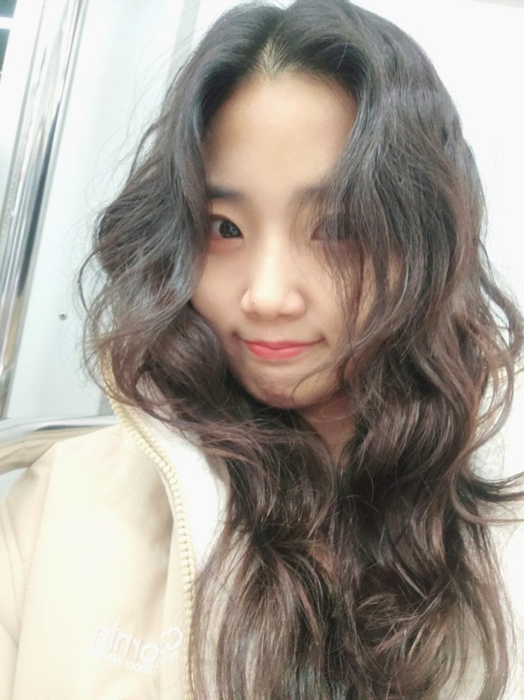 송파 가락동 미용실 구름펌, 히피펌 각진 얼굴형 보완 헤어 스타일링 - 맥스헤어