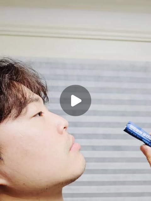 소피아 on Instagram: "#협찬 👨🏻 남성 전용 올인원 새치 유산균, 맨온블랙 30대가 넘어서고 새치가 많아지며 너무 잘 보여 신경쓰이더라고요. 새치에 좋다는 샴푸도 써봤지만 딱히.. 매번 염