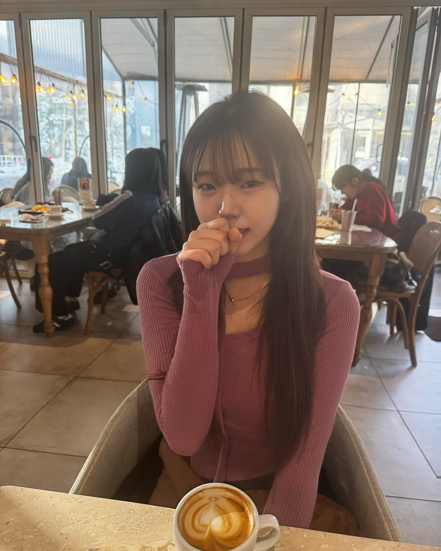 코히..