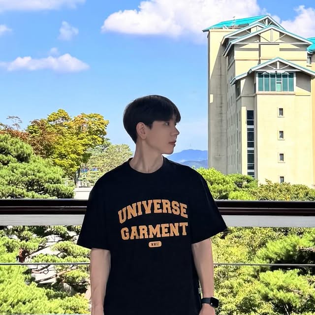 @bangbang._.2 on Instagram: "#광고 #협찬
요즘 유행하는 벌룬핏 팬츠!
약간 알라딘 같기도 하구 ㅋㅋㅋㅋ
이 가격에 이 퀄리티 라니!👀
-
#스탠다드에러 #STANDARDERROR #남여공용팬츠 #데님 #데님팬츠 #팬츠 #바지 #와이드바지 #워싱팬츠 #와이드팬츠 #데일리룩 #바지추천 #DenimPants #Denim #Pants #DAILY #WIDE"
