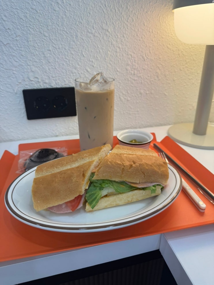 종로 맛집 바게트빵 대박! 어스샌드위치