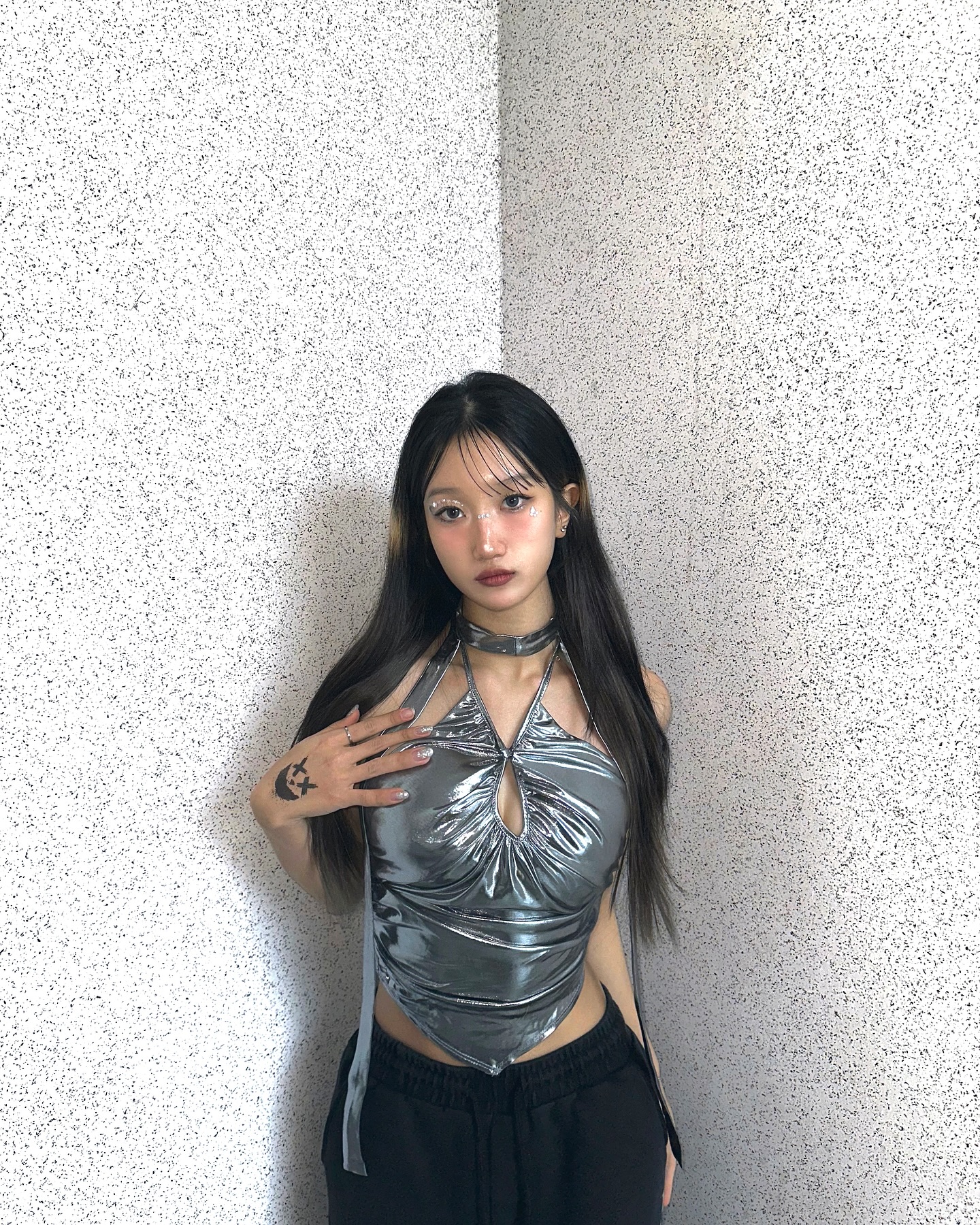 은박지를 돌돌돌 감싸버려 🪙🥈🗑️📎🖇️🧭🍴🥄
