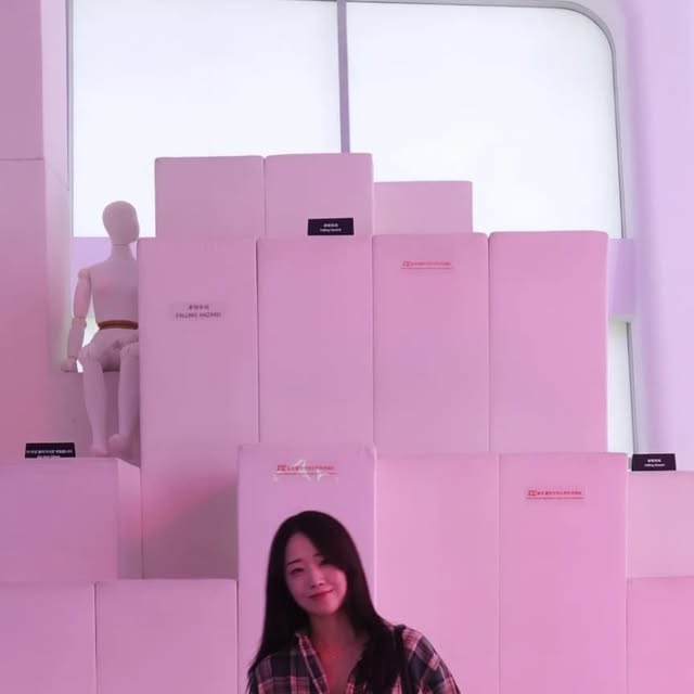 이젼 on Instagram: "광고 스탠다드에러(STANDARDERROR) 오버핏 반팔 체크 셔츠 입어봤어요. 클래식한 체크 패턴과 오버핏 실루엣의 남여공용 반팔 체크 셔츠. 여름부터 간절기까지 단독 또는 레이어링으로도 좋아요 👕
⠀
착용제품  87-STAN203 빈티지 팜트리 오버핏 반팔 체크 셔츠 그린 M사이즈 
⠀
⠀
2PACK 반팔 체크 셔츠 패키지 무신사 링크 
▫️ https://www.musinsa.com/products/5087052 
⠀
⠀
⠀
⠀
💬
⠀
#스탠다드에러 #STANDARDERROR #남여공용셔츠 #셔츠 #셔츠추천 #반팔셔츠 #오버핏 #체크셔츠 #여름셔츠 #Shirt #CheckShirt #ShortSleevedCheckShirt #패키지 #반팔셔츠패키지 #셔츠패키지 #캐주얼 #데일리룩 @standarderror_official"