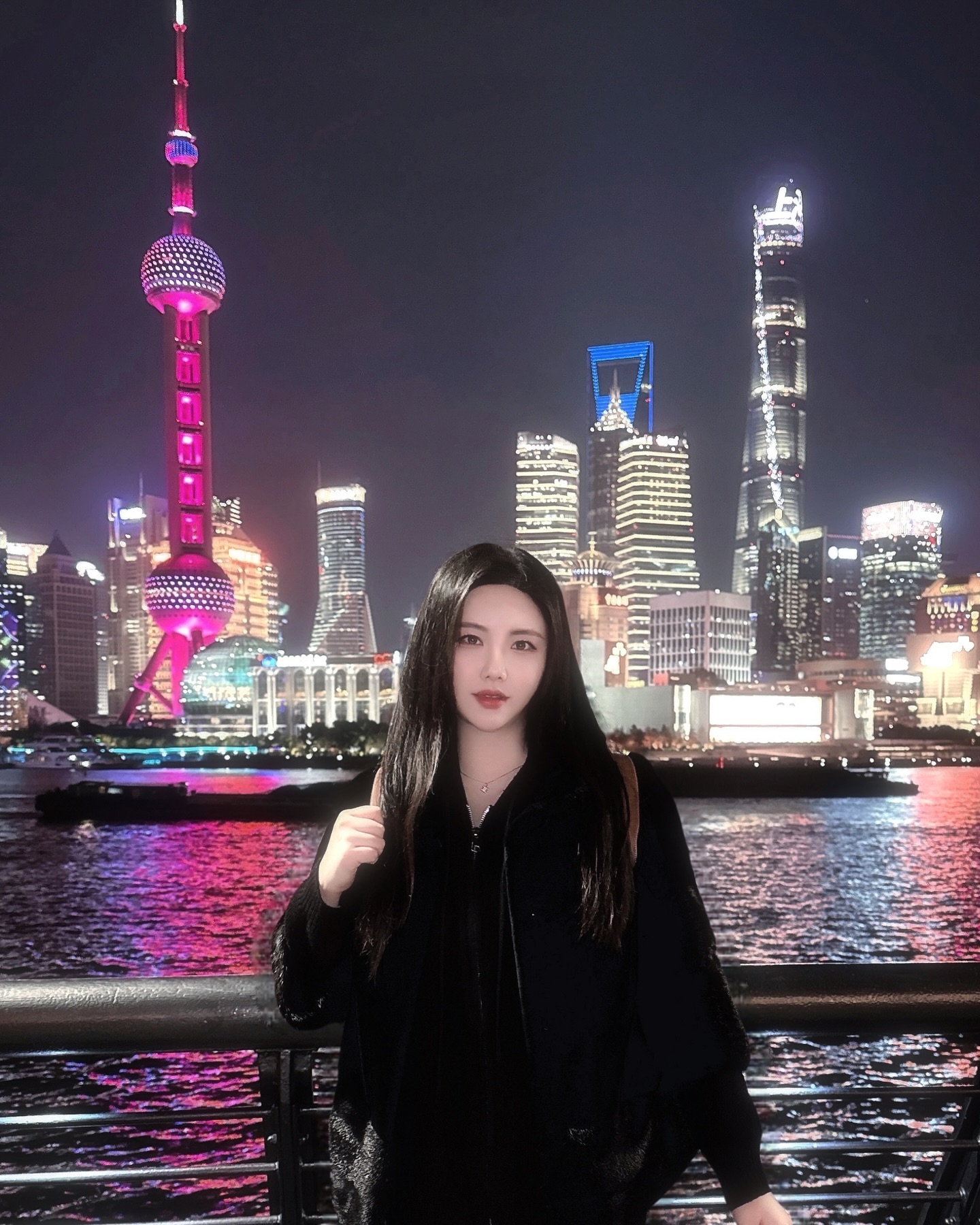 𝖳𝗋𝖺𝗏𝖾𝗅
24년 크리스마스 연말은 상해에서🇨🇳✈️❄️
나 중국어 배우길 잘해따 🤓

#상해 #상해여행 #중국여행