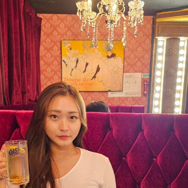 𝐍𝐚𝐢𝐥𝐚𝐡 | 네일라 on Instagram: "#협찬 🌟신상 술집 소개🌟 사당역, 이수역, 방배동에 새롭게 문을 연 #cancan_salon💃19세기 파리 몽마르뜨를 닮은 작은 예술무대 느낌의 술집으로, 퀄