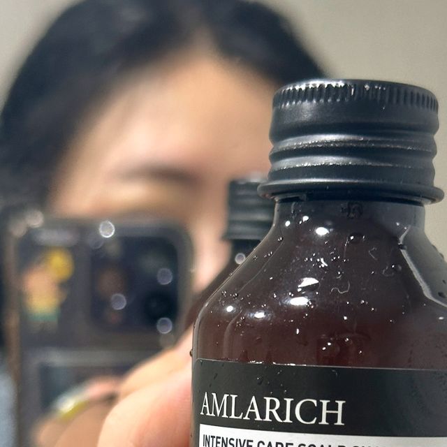 전미소 on Instagram: "#협찬 @miraclair_korea 미라클레어 암라리치 인텐시브 케어 스칼프 샴푸🧖🏻‍♀️ 사용하자마자 아카시아향이 나는데?💆🏻‍♀️ 향 완전 마음에 들고 성분 보면 더 맘
