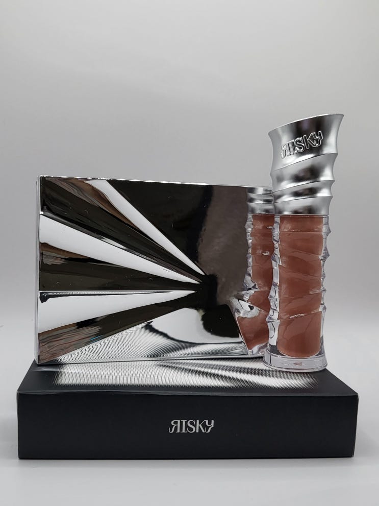 쇠맛 가득 담긴 브랜드, 리스키 뷰티에서 뉴 에피소드 립글로스 아이섀도우 플럭키 세트 이벤트 후기
