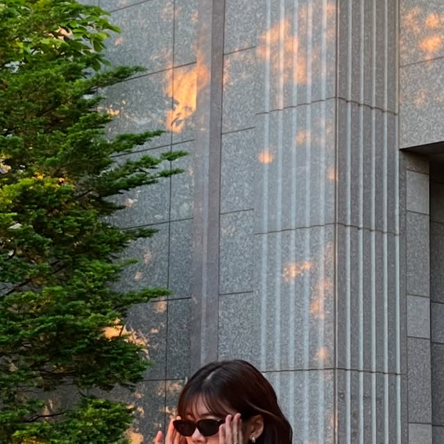 🦊 on Instagram: "많이 이뻐해주셔서 사랑해주셔서 감사합니다 🫶🏻"