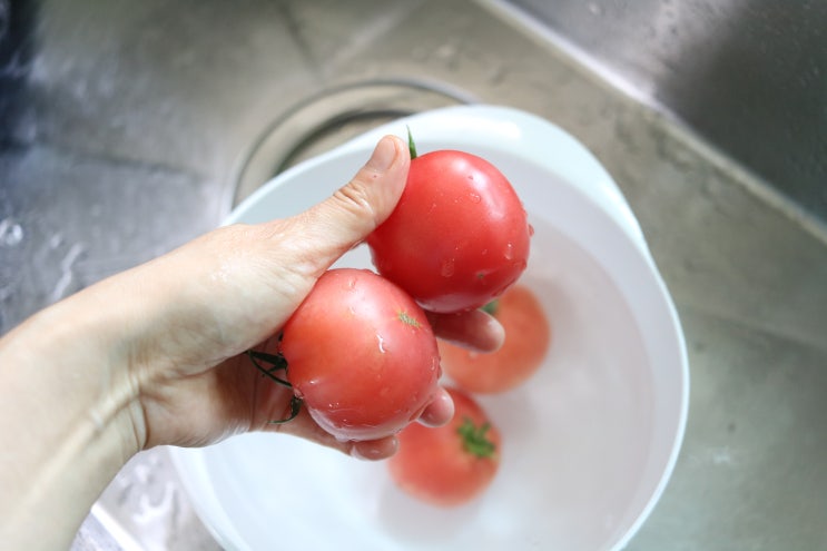 싱크대정수기 바로 정수해주는 알뜰정수기 에센큐나노 :)