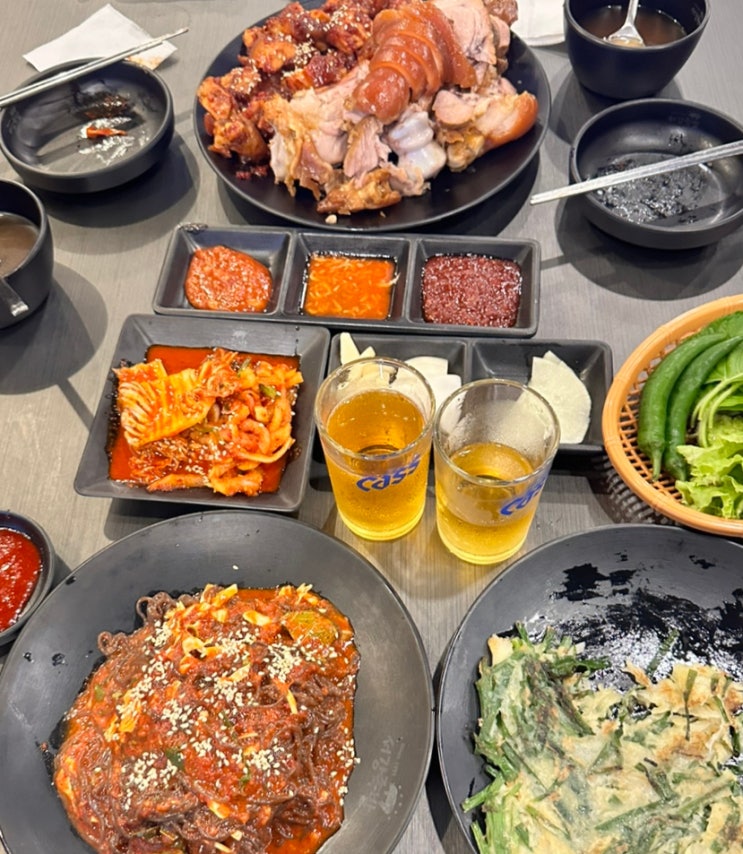 잠실역 맛집 3대째 이어온 방이동먹자골목맛집 서강족발
