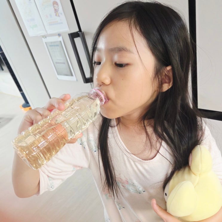 맥널티 액상보리차 아이가 물을 너무 잘먹어요~ 끓일필요없이 티브루 진보리차 추천!!