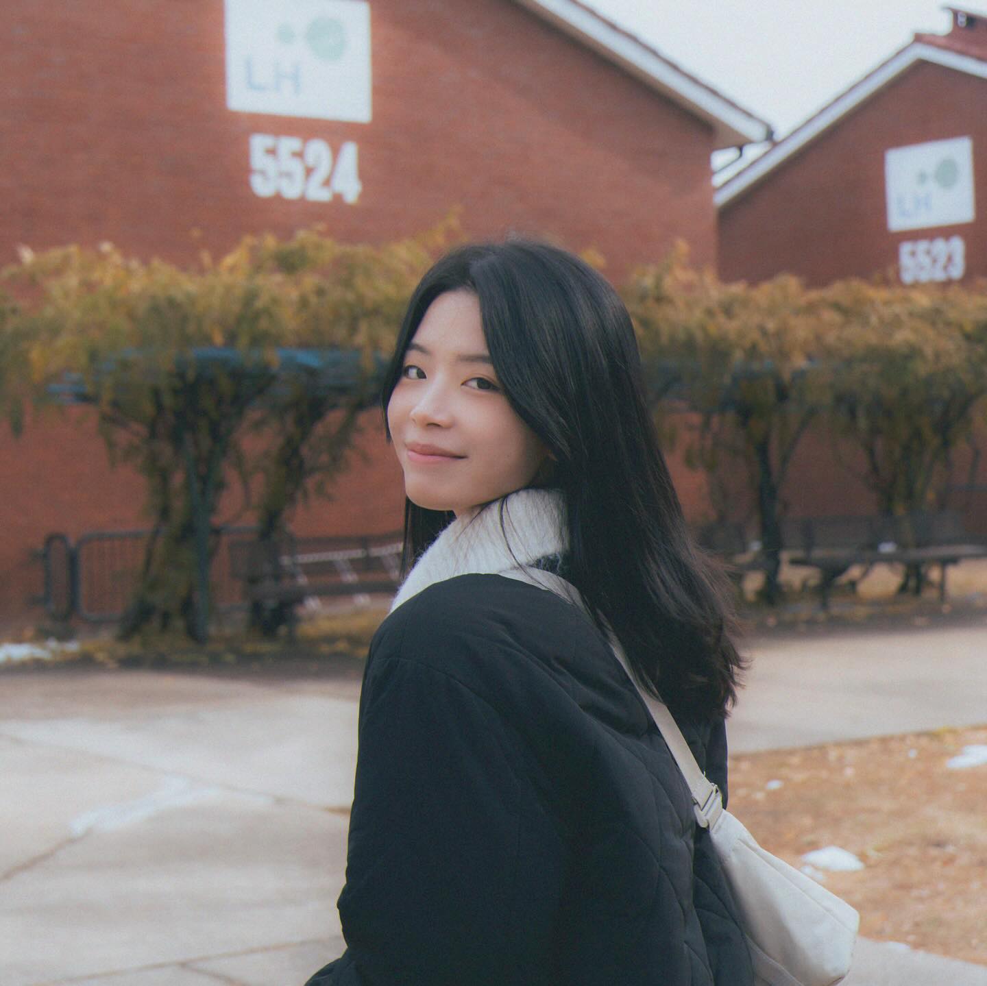 따뜻한 시선 뒤에 담긴 겨울의 이야기,
⠀
⠀
⠀
⠀
⠀
⠀
⠀
⠀
⠀
⠀
⠀
⠀
⠀
#스냅사진#일상스냅#감성스냅#모델#스냅모델#디엠문의#인스타디엠#인스타그램#instagram#인스타그램사진#photo#팔로우환영#좋아요반사#follow#likeforlike