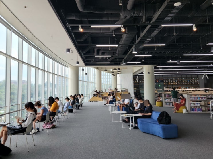 서울 예쁜 도서관 [용산 전쟁기념관 도서관] 10월 가볼만한 곳 실내데이트 추천