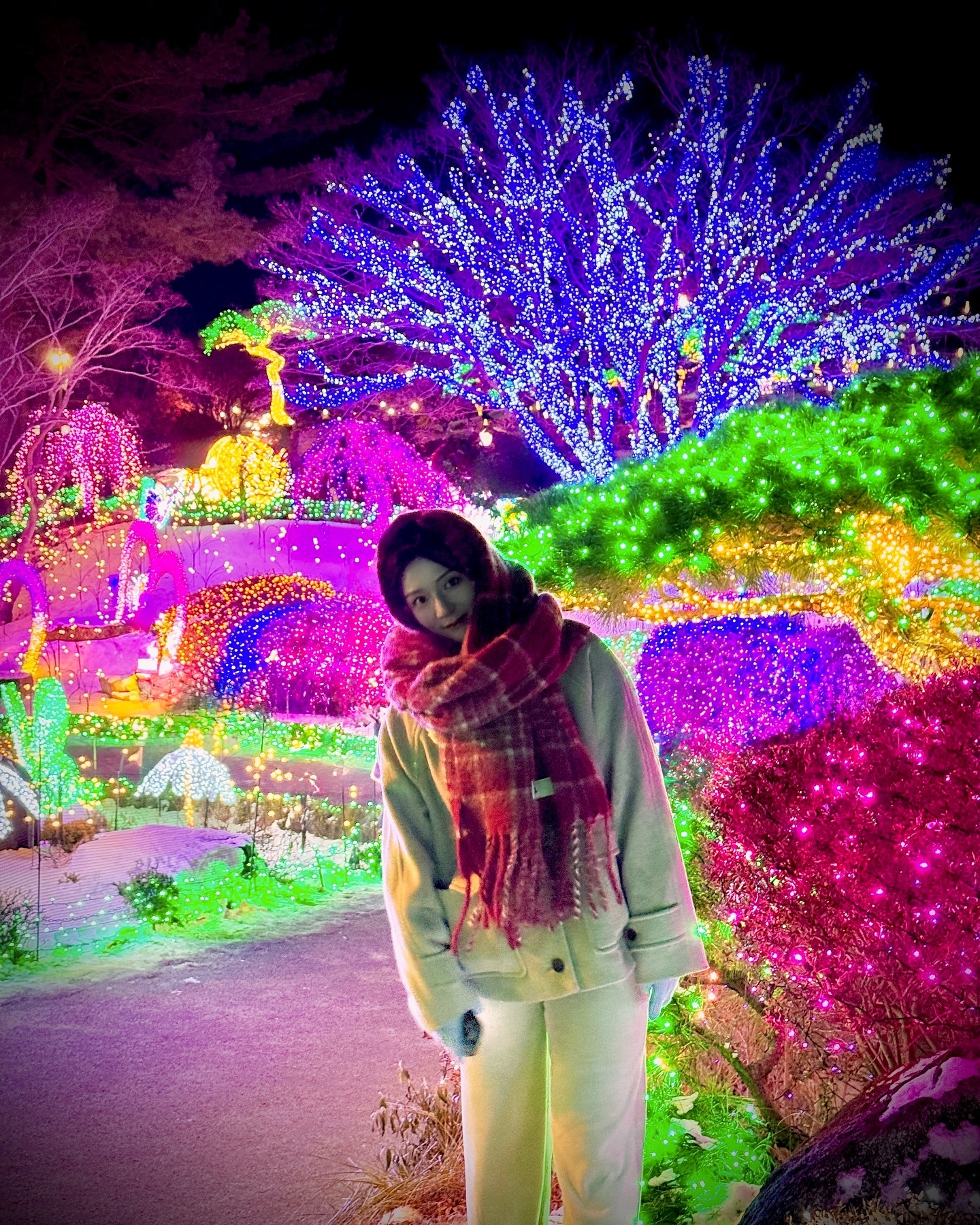 #성탄절 🎄  #merrychristmas 
 
화려한 조명보며 ⭐️ 🎅🏼